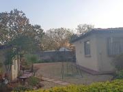 4 Bedroom House in Heuweloord