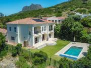 4 Bedroom House in Hout Bay and surrounds