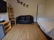 4 bedroom House in Hyde Park, Leeds