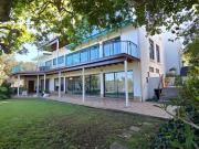 4 Bedroom House in Kaysers Beach