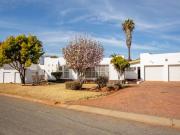 4 Bedroom House in Kenleaf