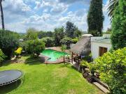 4 Bedroom House in Kensington