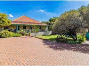 4 Bedroom House in Kensington