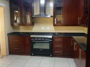 5 Bedroom House in Kosmosdal