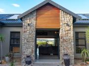 4 Bedroom House in Kragga Kamma