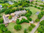 4 Bedroom House in Kyalami AH