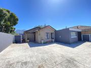 4 Bedroom House in Lansdowne