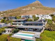 4 Bedroom House in Llandudno