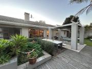 4 Bedroom House in Loerie Park