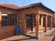 4 Bedroom House in Mahube Valley