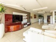 4 Bedroom House in Meer En See