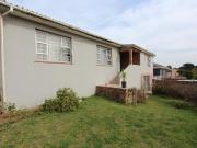 4 Bedroom House in Newton Park