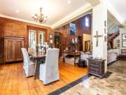 4 Bedroom House in Oaklands