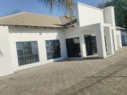 4 Bedroom House in Oos Einde