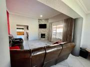 4 Bedroom House in Ravenswood