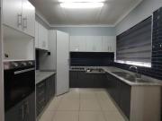 4 Bedroom House in Robertsham