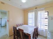 4 Bedroom House in Robertsham