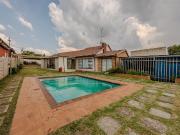 4 Bedroom House in Roodepoort West