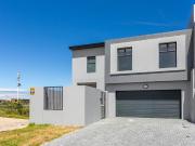 4 Bedroom House in Sandown