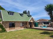 4 Bedroom House in Seaview