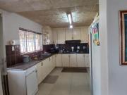 4 Bedroom House in Shallcross