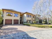 4 Bedroom House in Silver Lakes Golf Estate