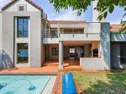 4 Bedroom House in Silver Lakes Golf Estate