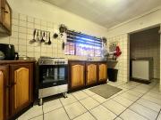 4 Bedroom House in Silverton