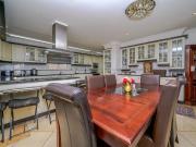 4 Bedroom House in Somerset Park