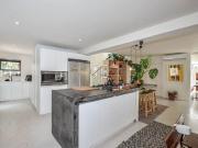 4 Bedroom House in Sunset Beach
