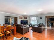 4 Bedroom House in The Crest