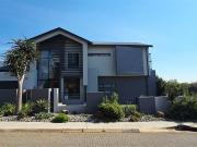 4 Bedroom House in The Hills