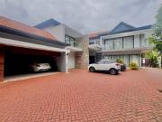 4 Bedroom House in Umhlanga Rocks