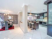 4 Bedroom House in Umhlanga Rocks