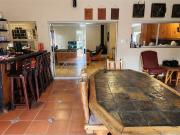 4 Bedroom House in Universitas