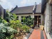 4 Bedroom House in Verwoerdpark