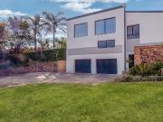 4 Bedroom House in Waterkloof Heights
