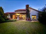 4 Bedroom House in Woodland Hills