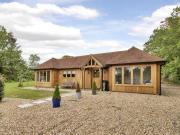 4 Bedroom House Kent Kent 96619556