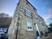 4 Bedroom House Lancs Calderdale 96619758