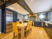 4 Bedroom House Leeds Leeds 93053952