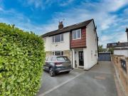 4 Bedroom House Leeds Leeds 93185192