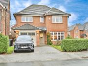 4 Bedroom House Leeds Leeds 97388594