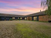 4 Bedroom House Little Horwood Little Horwood 89398969