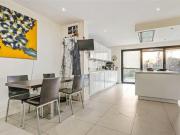 4 Bedroom House Londres Greater London 90016454
