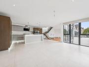 4 Bedroom House Londres Greater London 95852011