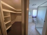 4 Bedroom House Minutes walk from GV Hospital