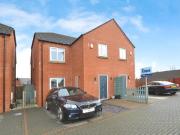 4 Bedroom House Nottingham Nottinghamshire 91831492