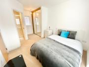 4 bedroom house of multiple occupation to rent