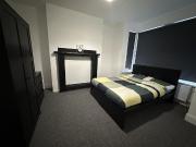 4 bedroom house of multiple occupation to rent